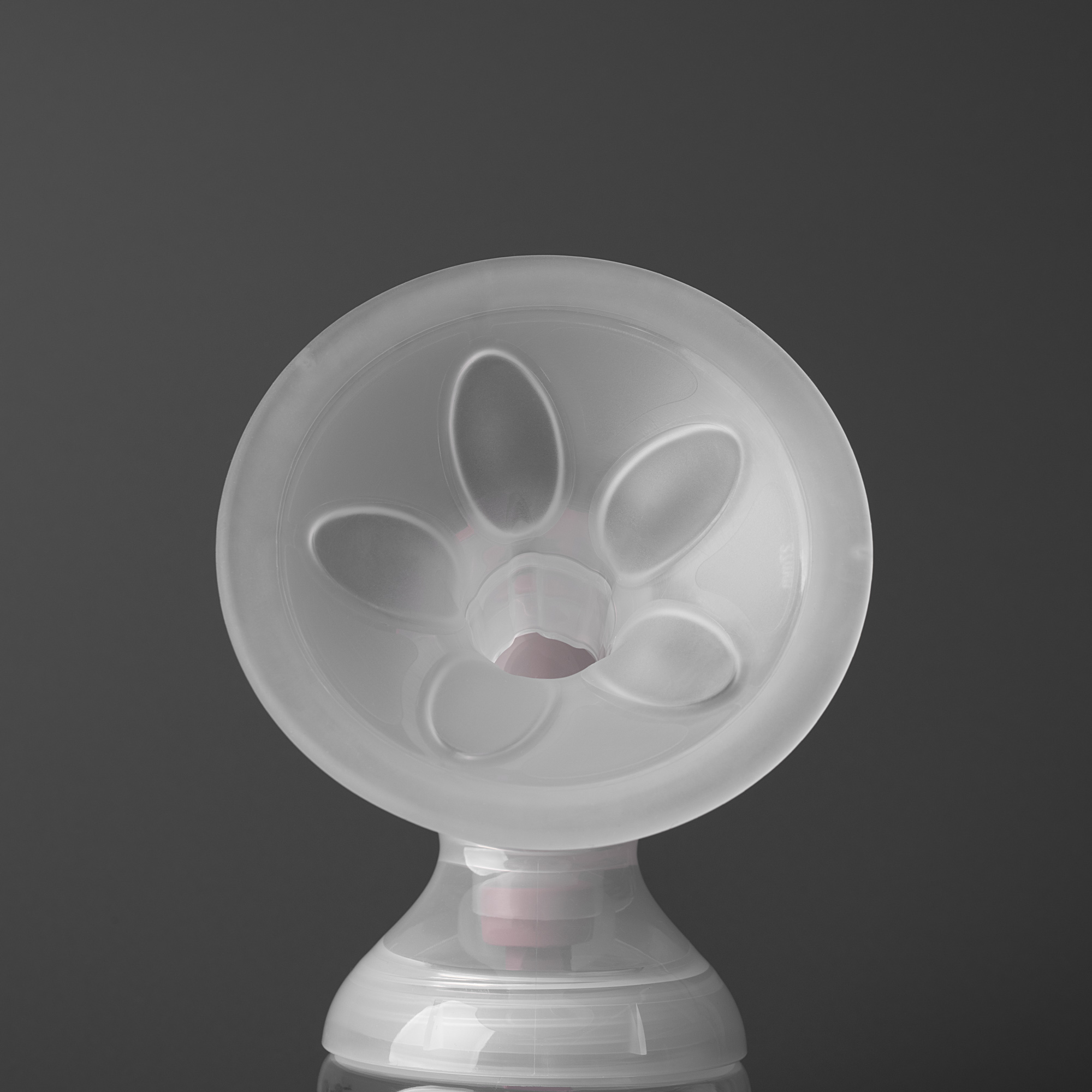 Podporuje tok mateřského mléka